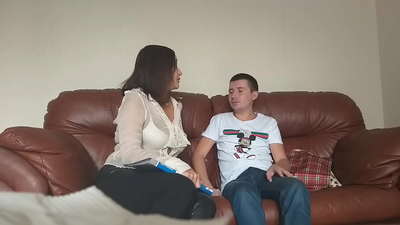 Skygg student knullade omättlig lärare (Milf Alina Tumanova)